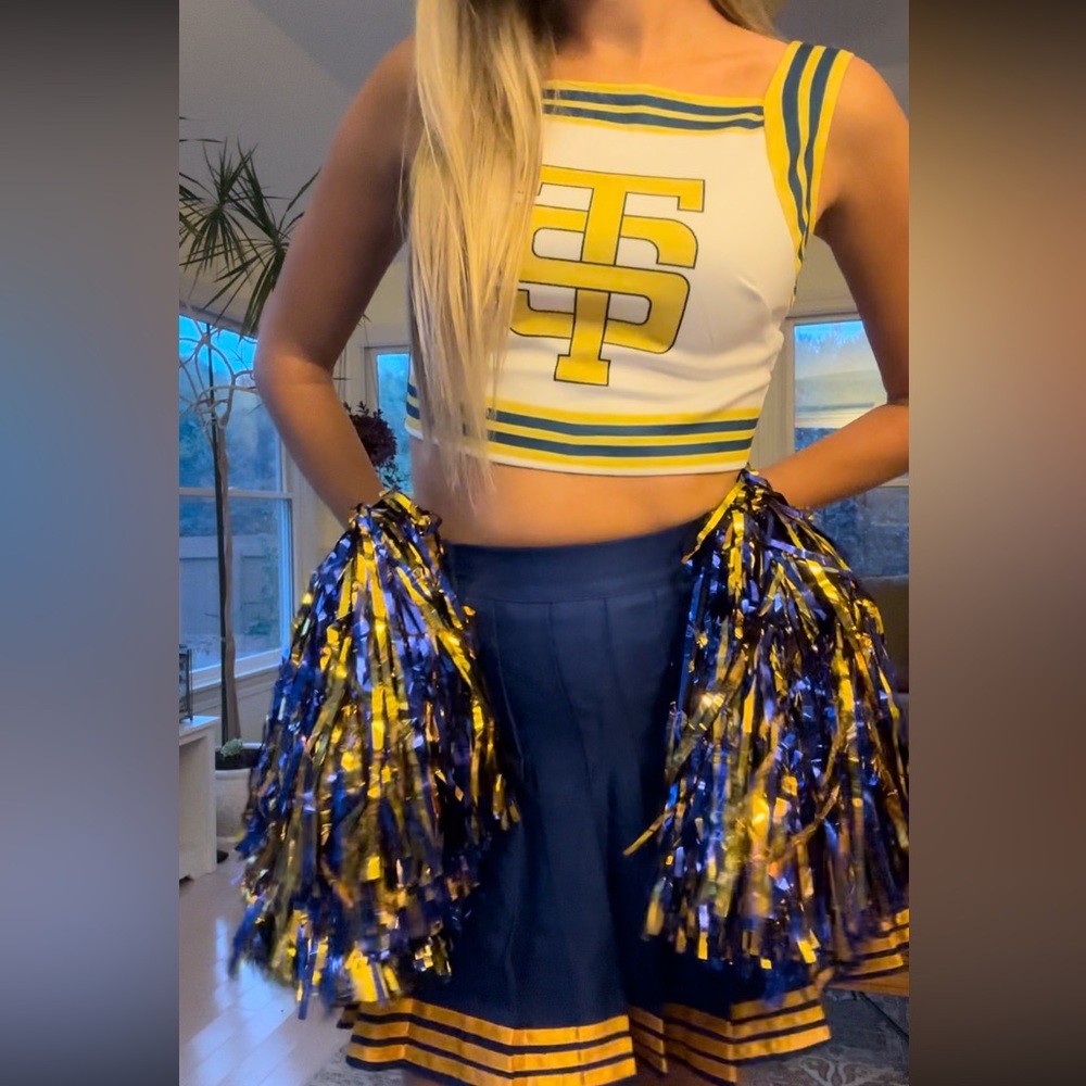Taylor Swift Cheer Uniform From Shake It Off Video - image 7